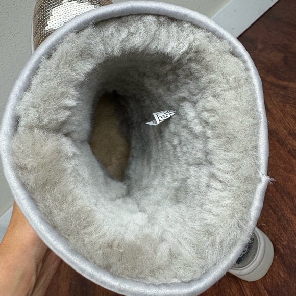 (7) UGG Classic Short Gold Sequin Boots - Picture 8 of 9